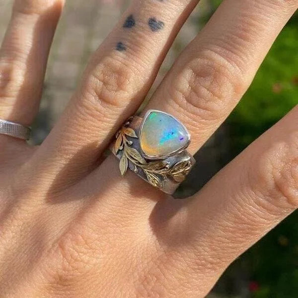 Blatt Geometrischer Opal Ring