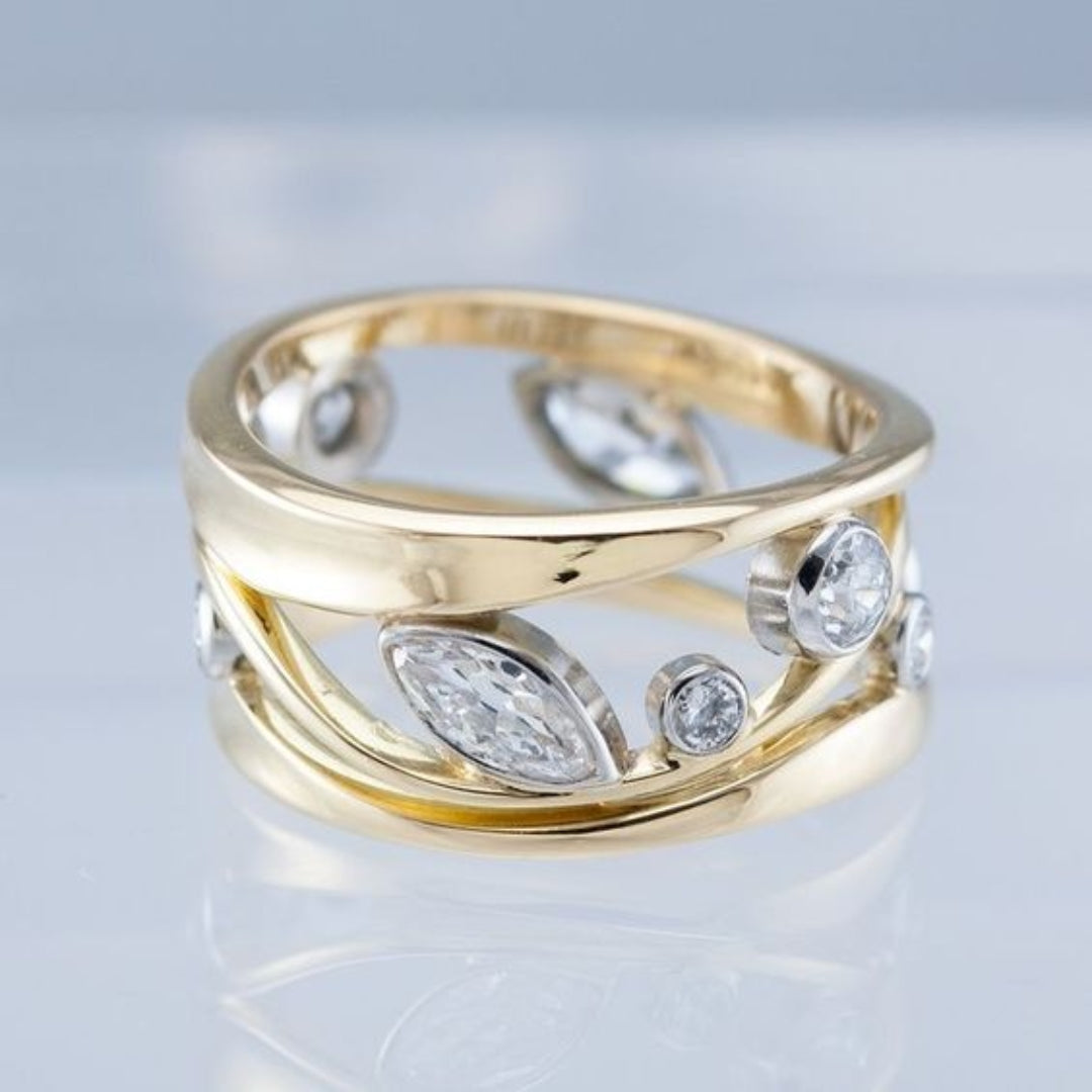 Vintage Gold & Zirkonia Ring