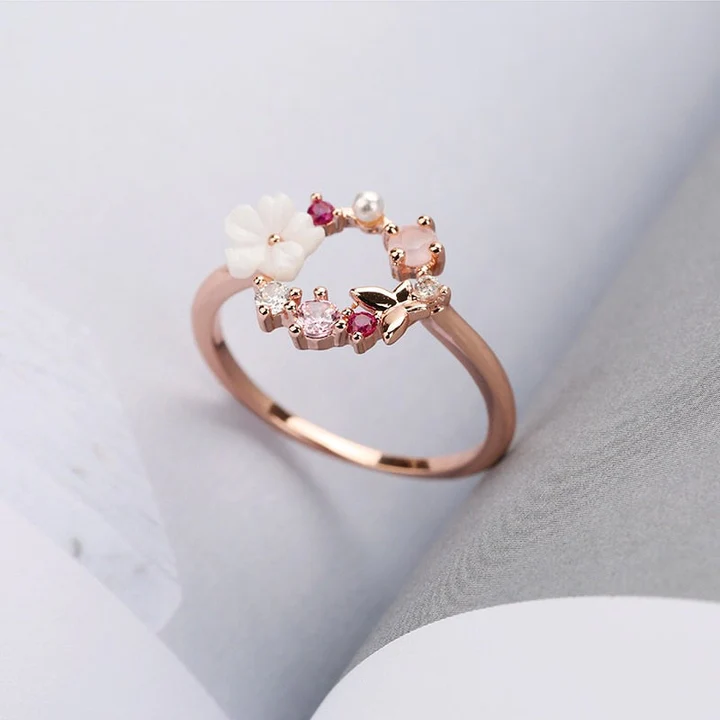 Floraler Ring mit rosa Zirkonia in Gold