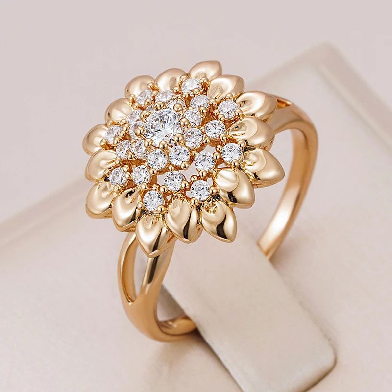 Eleganter Blumen-Glanz-Ring